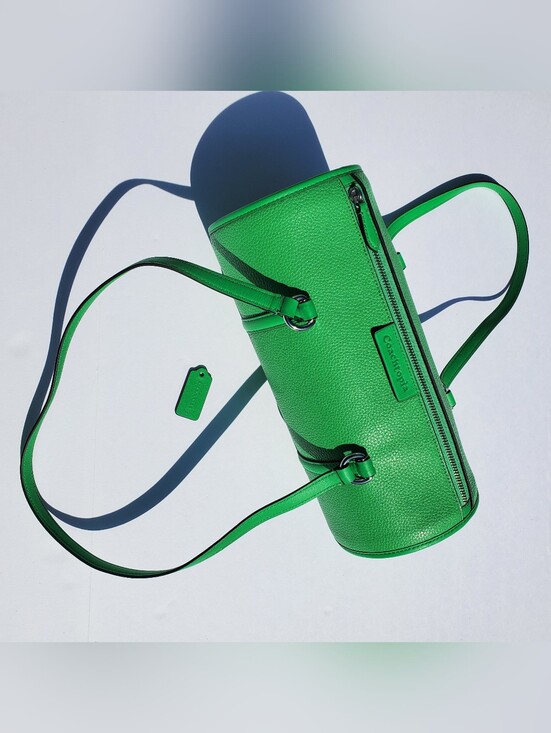 Coachtopia Handbags - Coachtopia Electric Kelp Green Barrel Bag
